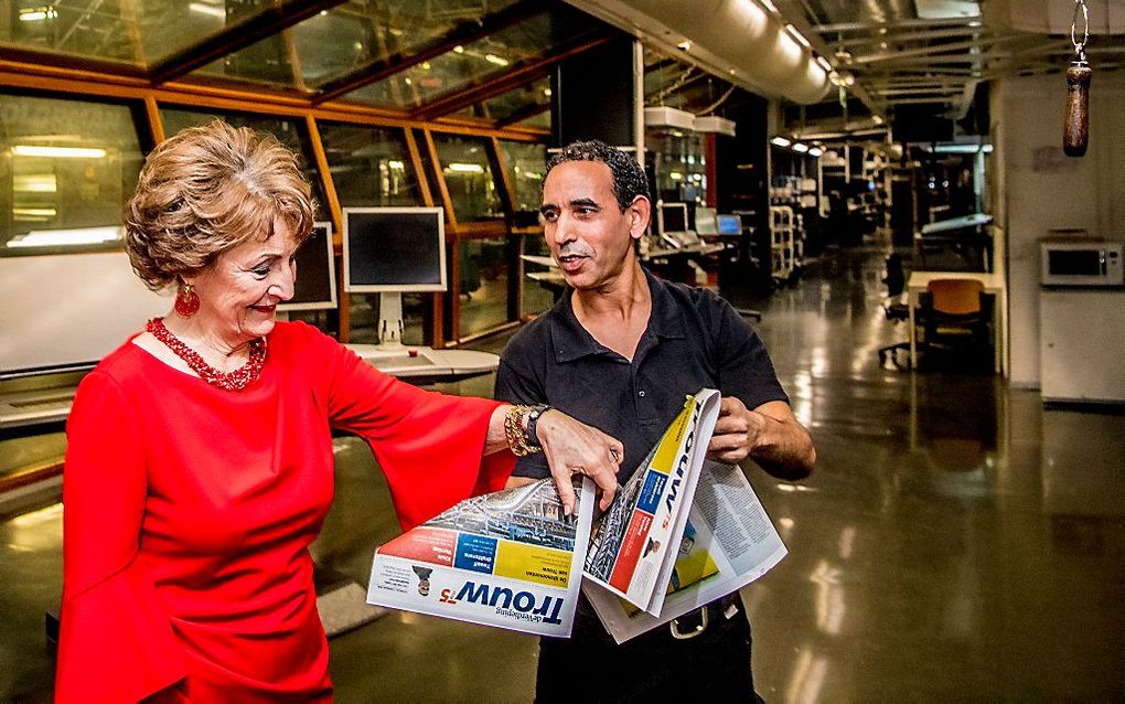 Prinses Margriet in de drukkerij van dagblad Trouw. beeld ANP