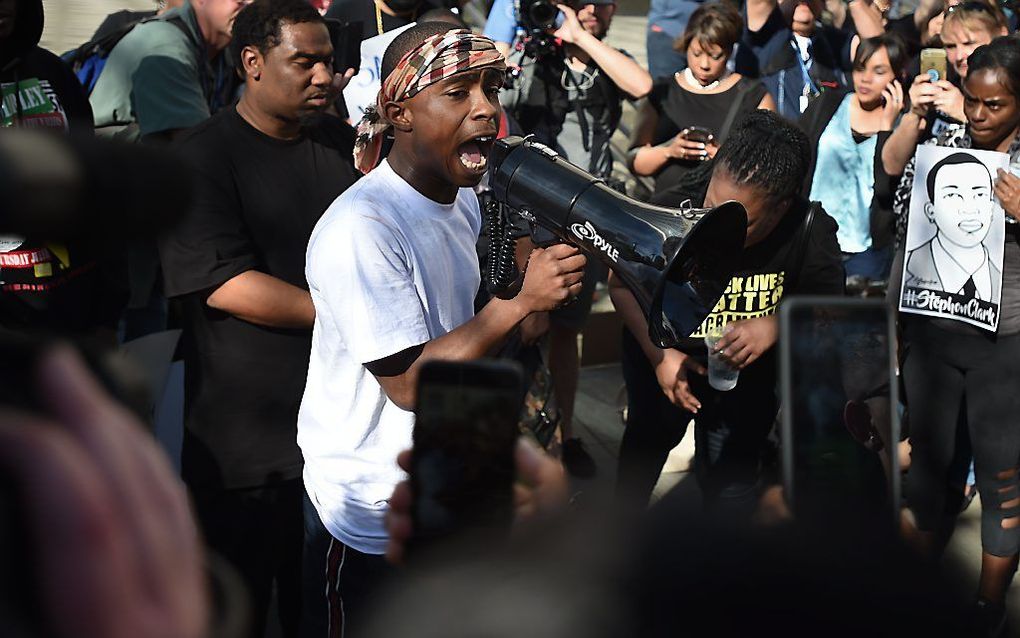 Betogers gingen de straat op naar aanleiding van de dood van Stephon Clark. beeld AFP