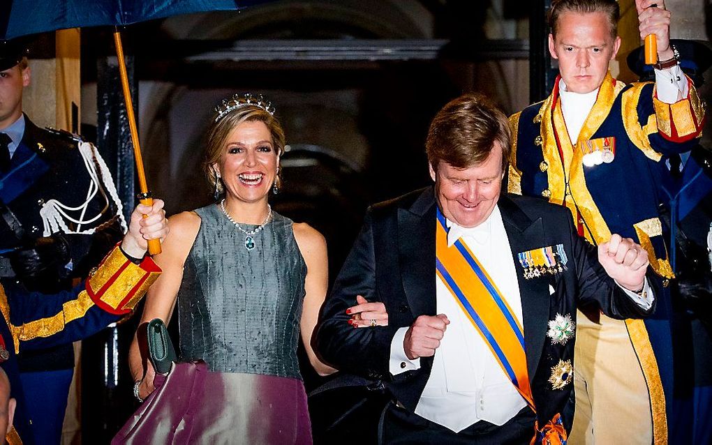 Koning Willem-Alexander en koningin Máxima bij het jaarlijkse galadiner voor het corps diplomatique in het Koninklijk Paleis op de Dam in Amsterdam, dinsdag. beeld ANP