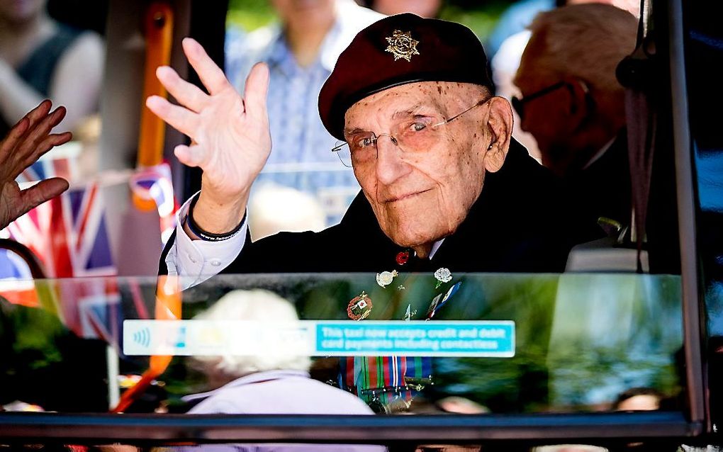 Een veteraan bij de herdenking van de bevrijding in Nijmegen, beeld ANP, Koen van Weel.