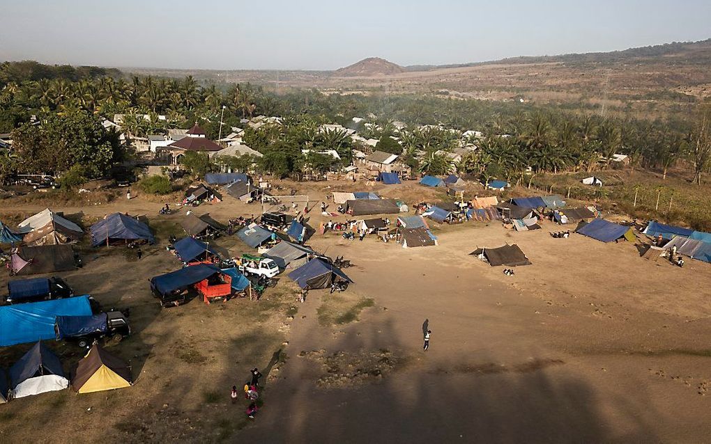 Tijdelijke onderkomens op Lombok. beeld AFP