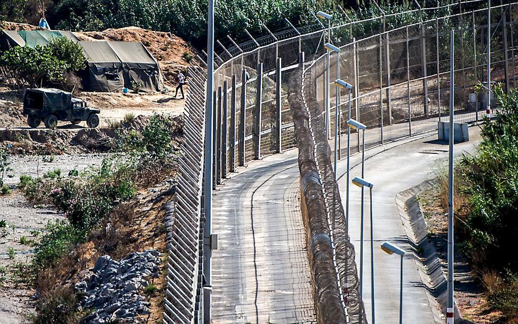 Grens bij Ceuta. beeld AFP