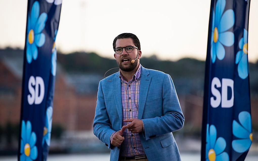 De anti-immigratiepartij Zweden Democraten onder leiding van de populist Jimmie Åkesson heeft volgens de exitpolls 19,2 procent van de stemmen gekregen. beeld AFP