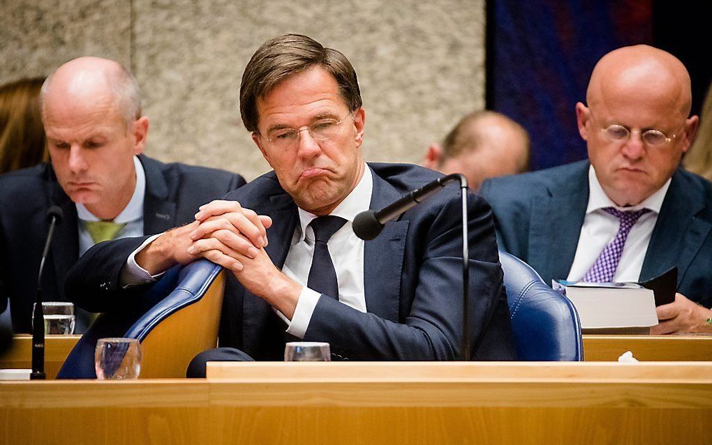 Rutte en zijn ministers, beeld ANP, Bart Maat.