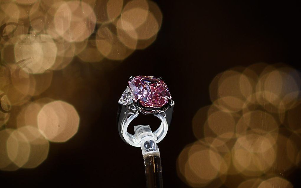 De Pink Legacy, een roze diamant van iets minder dan negentien karaat. beeld AFP