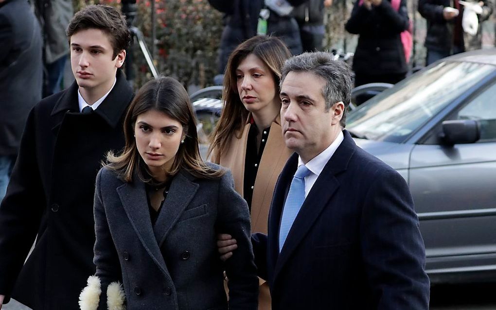 Michael Cohen en zijn gezin. beeld EPA