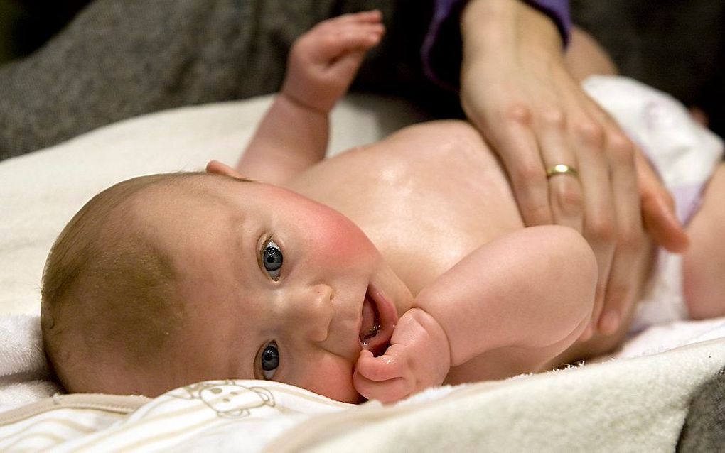 Baby op de Amsterdamse negenmaandenbeurs, beeld ANP, Evert Elzinga.