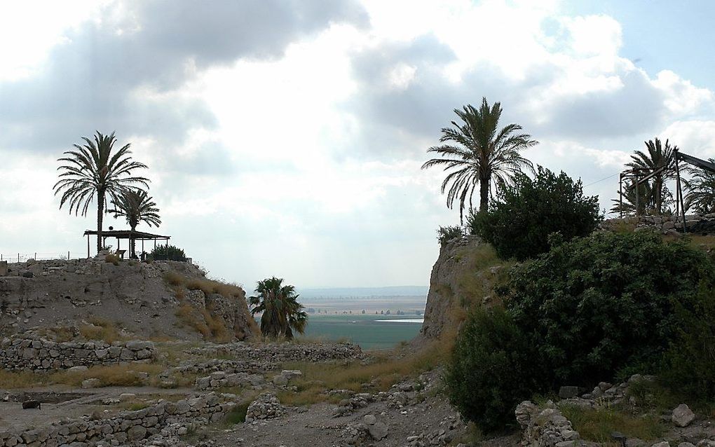 Zicht op de vlakte van Jizreël bij Megiddo.  beeld Alfred Muller