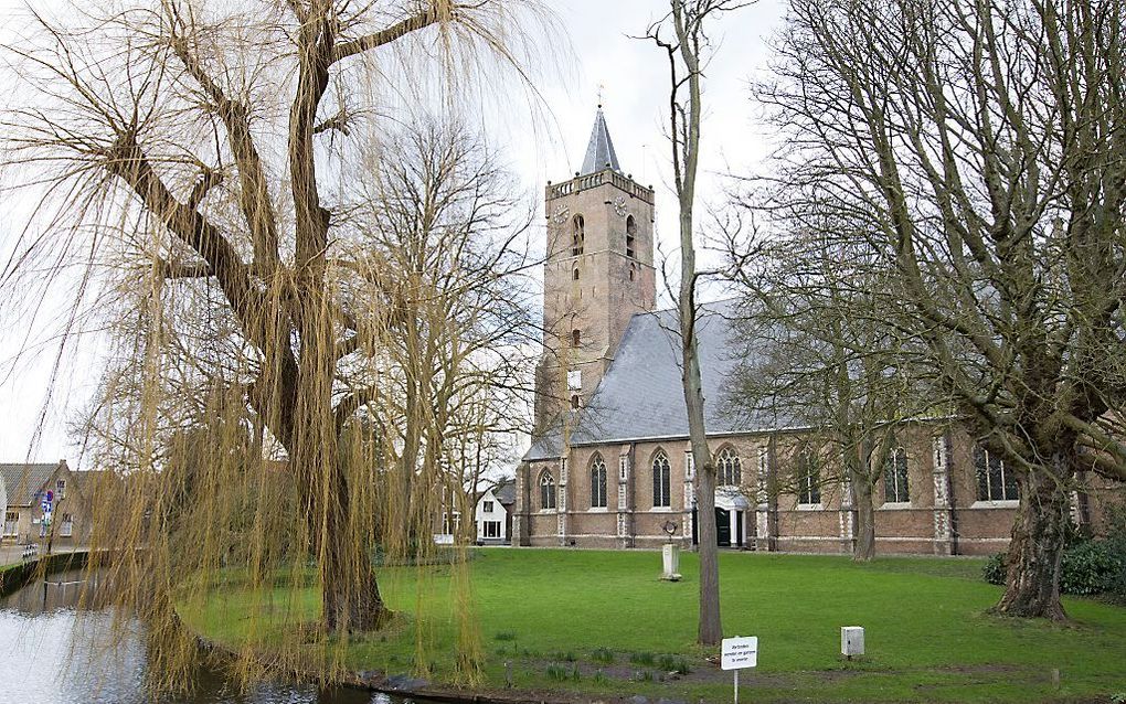 De hervormde kerk in Dirksland. beeld RD, Anton Dommerholt