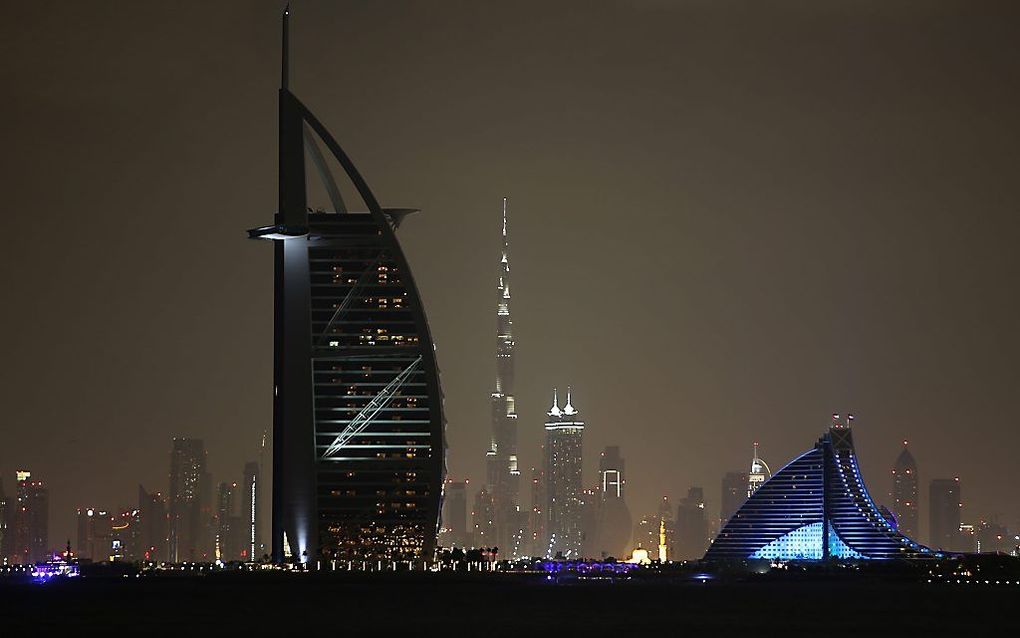 Dubai bij nacht.  beeld EPA, Ali Haider