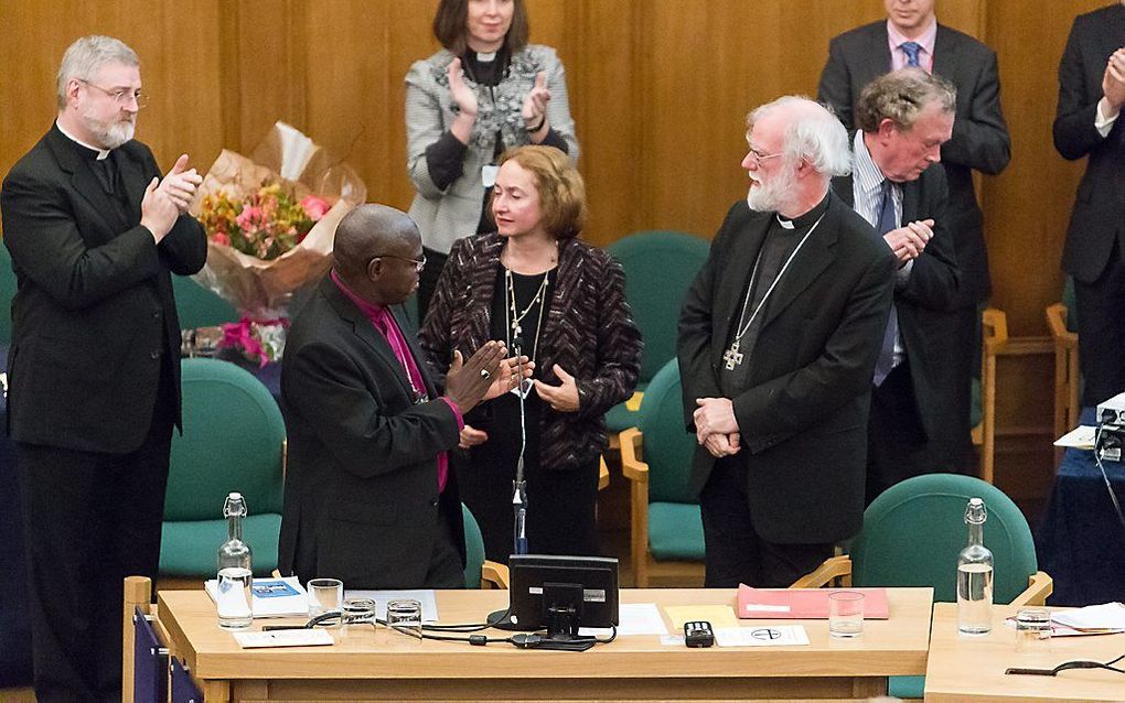 Aartsbisschop John Sentamu (tweede van l.) tijdens het afscheid van aartsbisschop Rowan Williams van Canterbury (r.) in 2012. beeld Keith Blundy/Aegies Associates