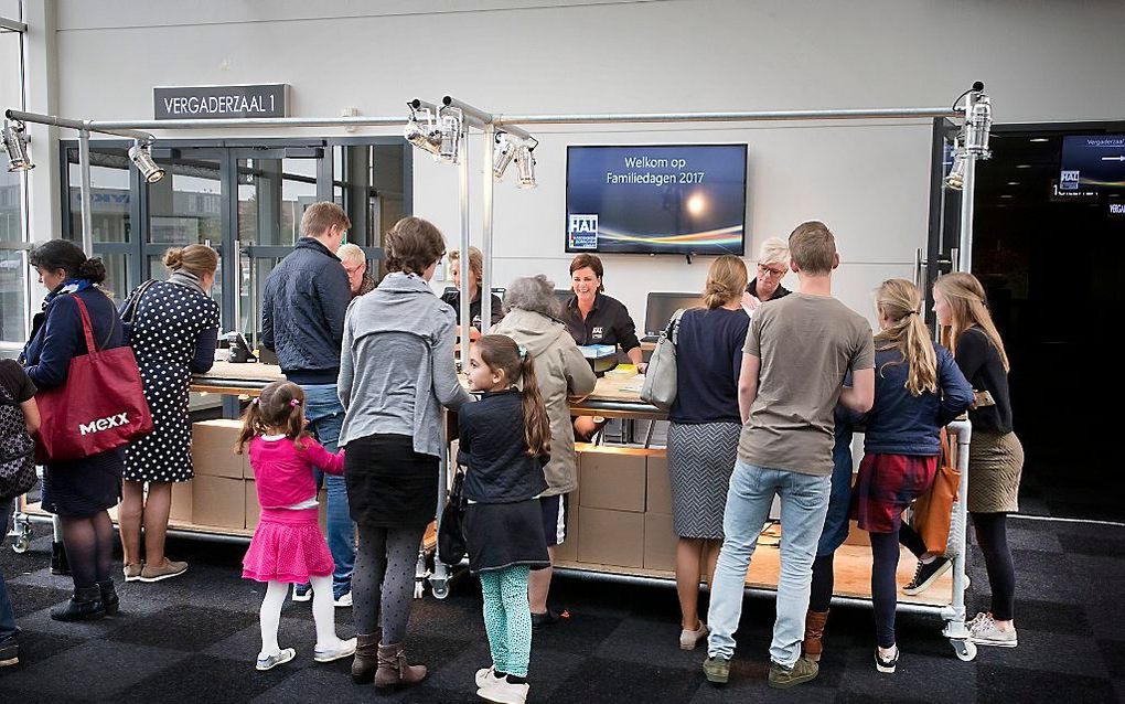 Zo’n 190 standhouders prijzen op de Familiedagen in Gorinchem hun waren aan. beeld RD, Henk Visscher