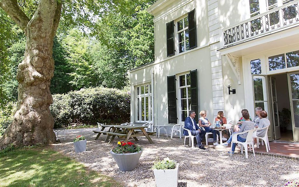 „Wat is het mooi als er plekken zijn zoals De Herberg, waar je gezien wordt en weer woorden vindt om zin en betekenis aan je leven te geven.” Foto: Pastoraal Diaconaal Centrum de Herberg in Oosterbeek. beeld RD, Anton Dommerholt