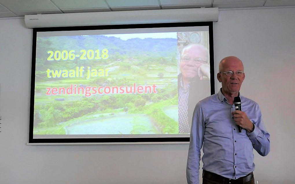 Ds. Arjan Hilbers nam vrijdagmiddag in Veenendaal afscheid als zendingsconsulent van de Christelijke Gereformeerde Kerken (CGK). beeld Jan van Reenen