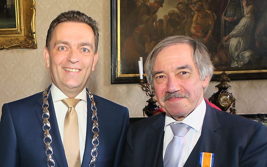 Burgemeester Bezuijen (l.) van Rijswijk en Jos Laus. beeld Pieter Baak