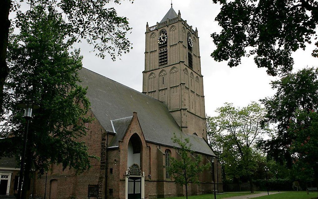 De Sint-Maartenskerk in Tiel. beeld RD, Sjaak Verboom