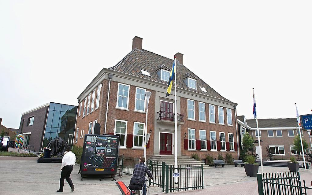 Gemeentehuis Neder-Betuwe in Opheusden. beeld RD, Anton Dommerholt