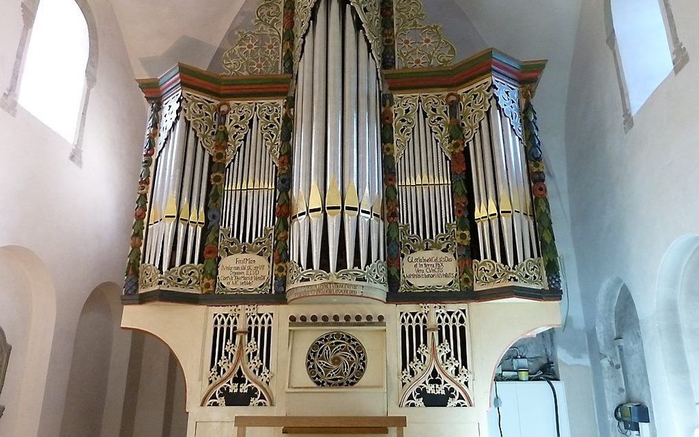 Het orgel in Ostönnen. beeld Léon Berben