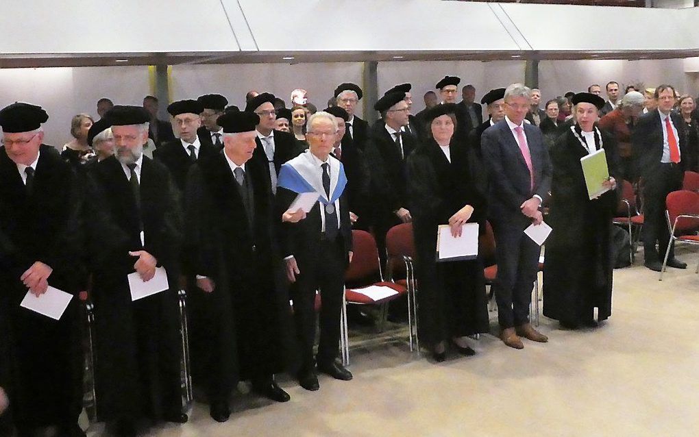 Voorste rij rechts prof. dr. Mechteld Jansen, derde van rechts prof. dr. Annette Merz. beeld Jan van Reenen