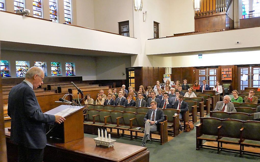 Dr. J. van Eck op de lustrumdag van de CSFR in Amsterdam. beeld RD