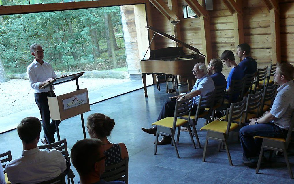 Prof. dr. W. H. Th. Moehn, bijzonder hoogleraar vanwege de Gereformeerde Bond, besloot de studieweek met een meditatie over Job 28, over de vraag “Wat is wijsheid?” beeld Gerrit van Dijk