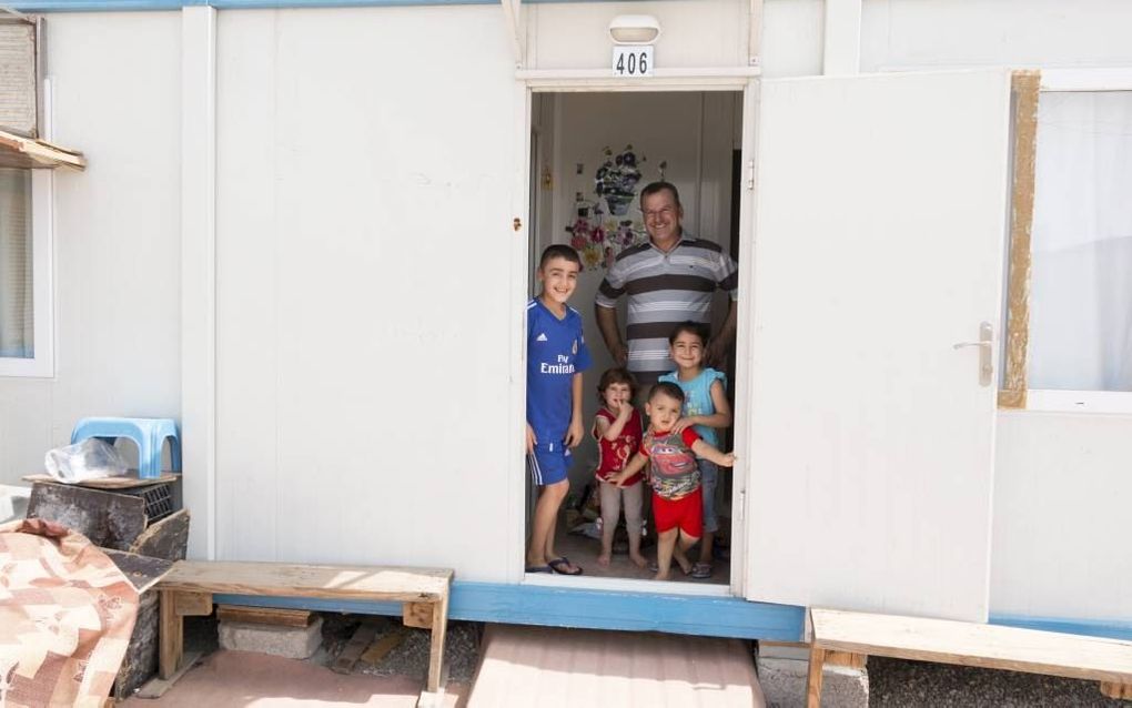 Gezin in een vluchtelingenkamp in Noord-Irak. beeld Open Doors