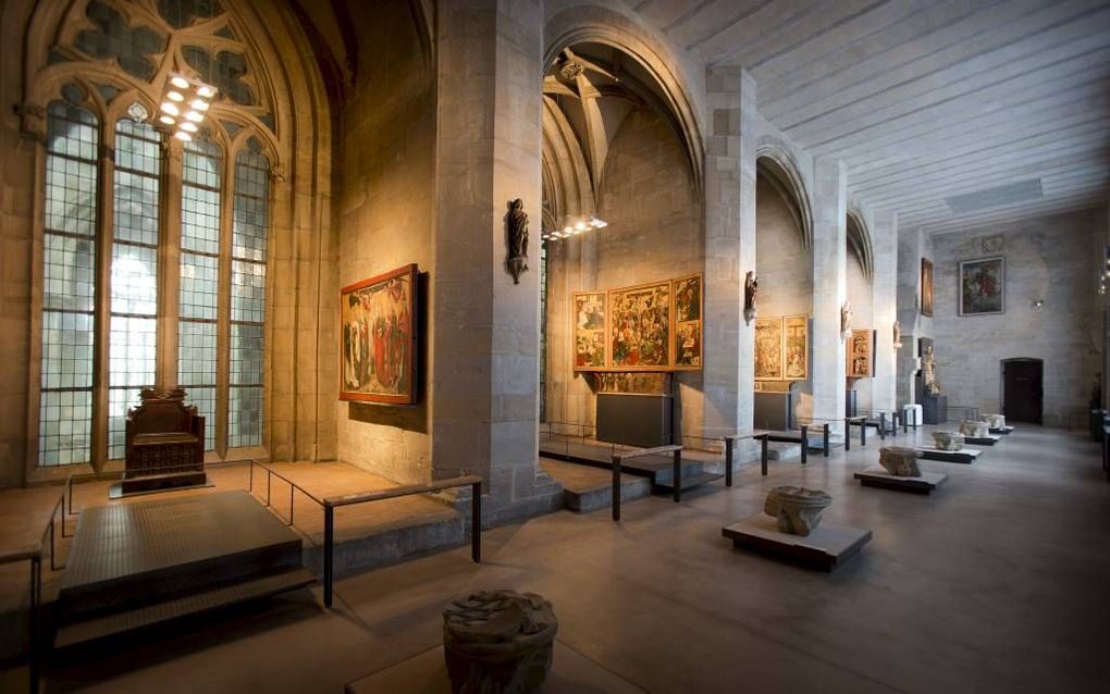 De Dom van Halberstadt is een van de weinige gotische kathedralen naar Frans model van Duitsland. In de schatkamer bij de kerk –met een zeer kostbare collectie– bevinden zich ook eeuwenoude wandkleden. beeld RD, Henk Visscher