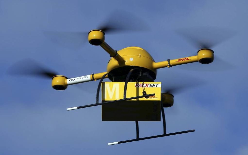 In Duitsland bezorgt DHL sinds vorig jaar medicijnen per drone op het Waddeneiland Juist. Dat gebeurt heel kleinschalig en dus niet kostendekkend. beeld DHL