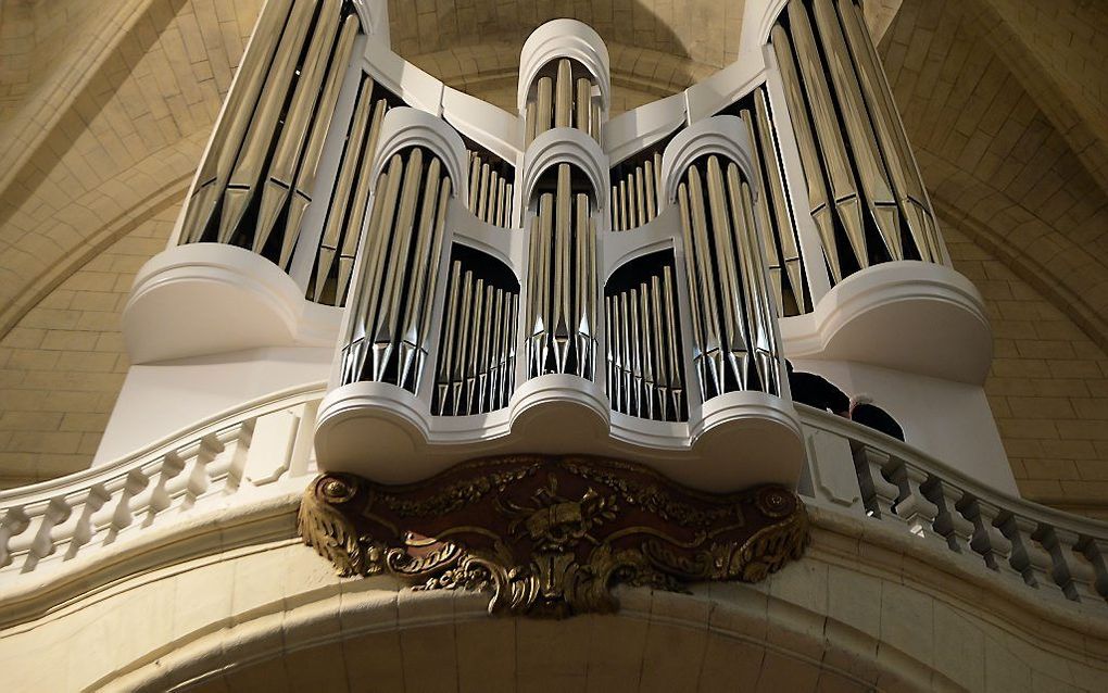 Het gerestaureerde orgel in de Église Saint-Pierre in La Réole. Beeld AFP, Jean Pierre Muller