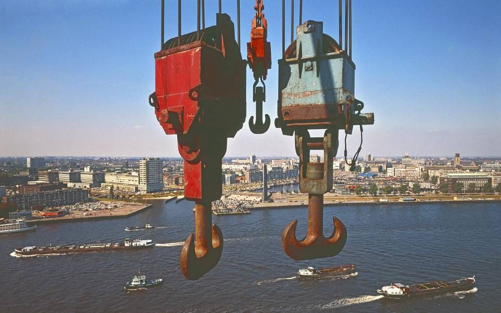 Zicht op de Zalmhaven in 1970 . Foto Eppo W. Notenboom