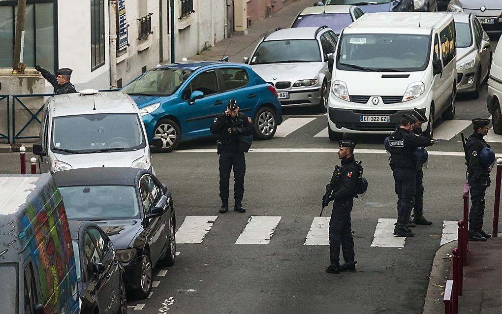 Politieactie vrijdag in het noordoosten van Parijs. Beeld AFP