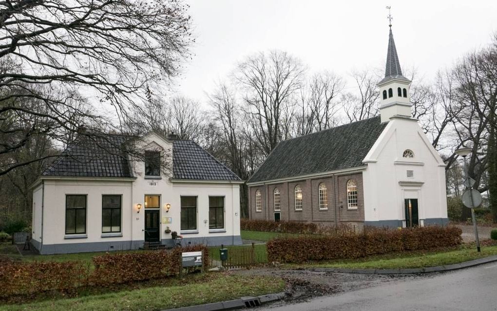 Koloniekerk met pastorie. beeld RD, Anton Dommerholt