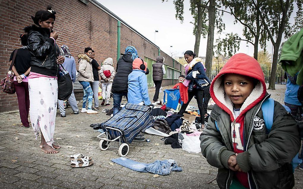 Zevendertig procent van de Nederlanders meent dat we vluchtelingen geen gelijke rechten hoeven te geven. beeld ANP