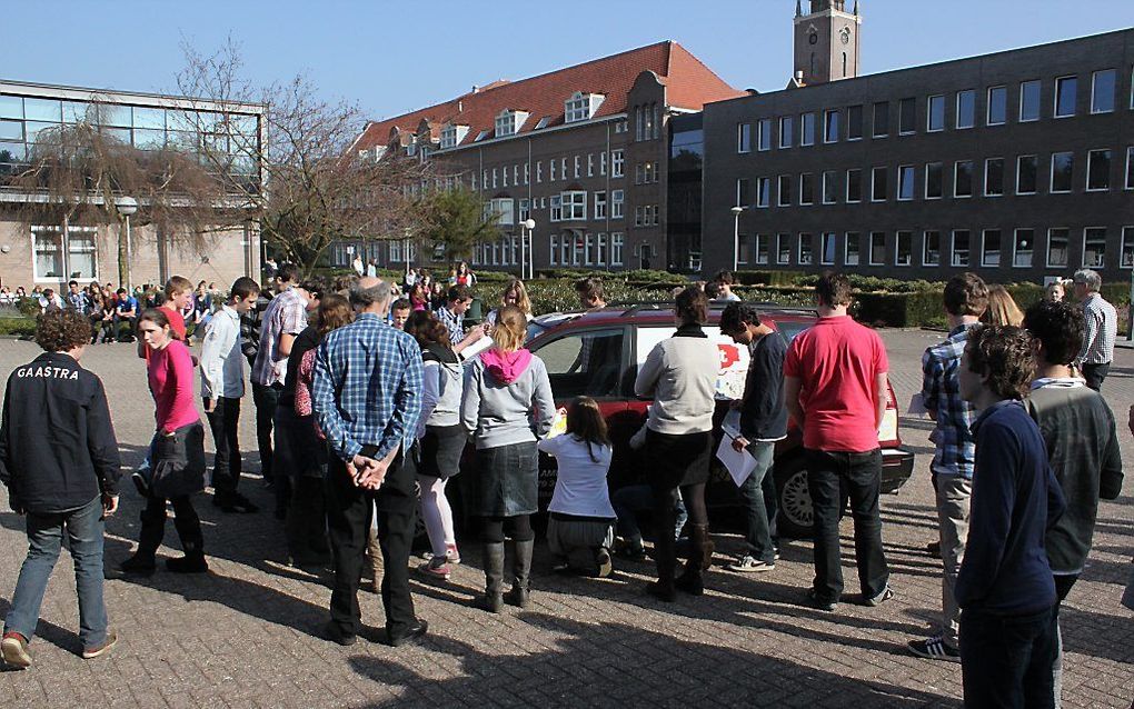 Het gebouw van het Van Lodenstein College in Amersfoort, rechts, op de foto, was vroeger als rooms-katholiek jongensinternaat de plek van grootschalig seksueel misbruik. beeld RD