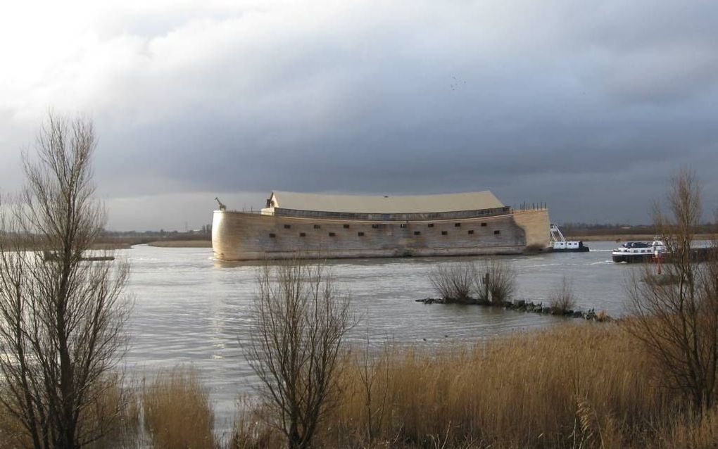 De Ark van Noach vertrekt uit Dordrecht. beeld RD