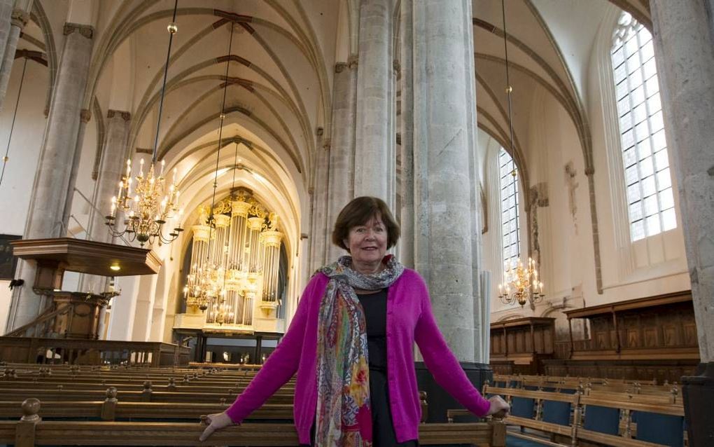 Annet van Goor zoekt met succes nieuwe mogelijkheden om de St.-Joriskerk in Amersfoort te verhuren, waardoor het monumentale gebouw beschikbaar kan blijven voor de zondagse erediensten. Beeld RD, Anton Dommerholt