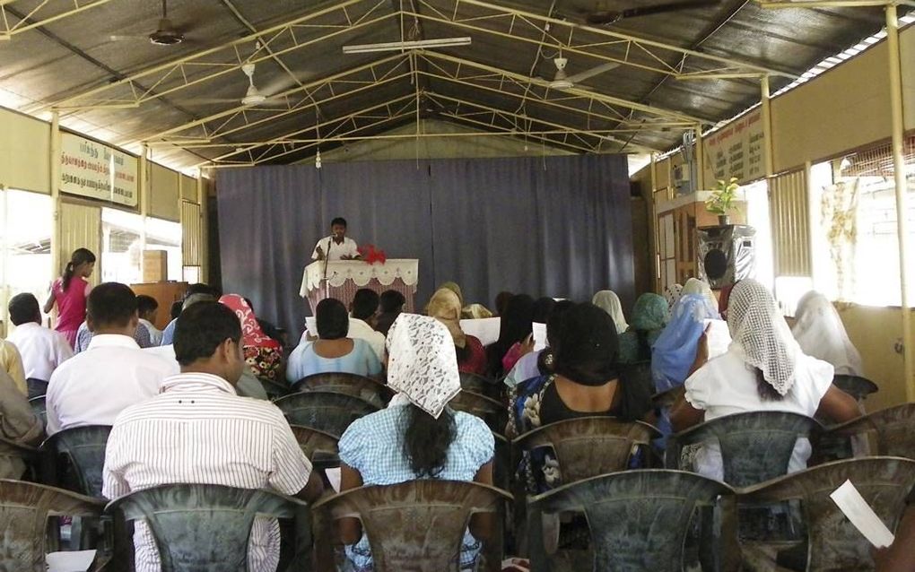 Een samenkomst in een protestantse kerk in Sri Lanka. beeld RD