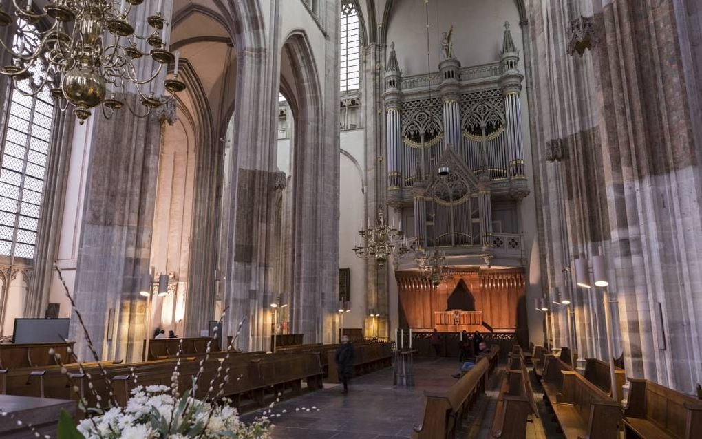 In 2015 bezichtigden 371.590 mensen, onder wie veel buitenlanders, de Utrechtse Domkerk. Beeld André Dorst