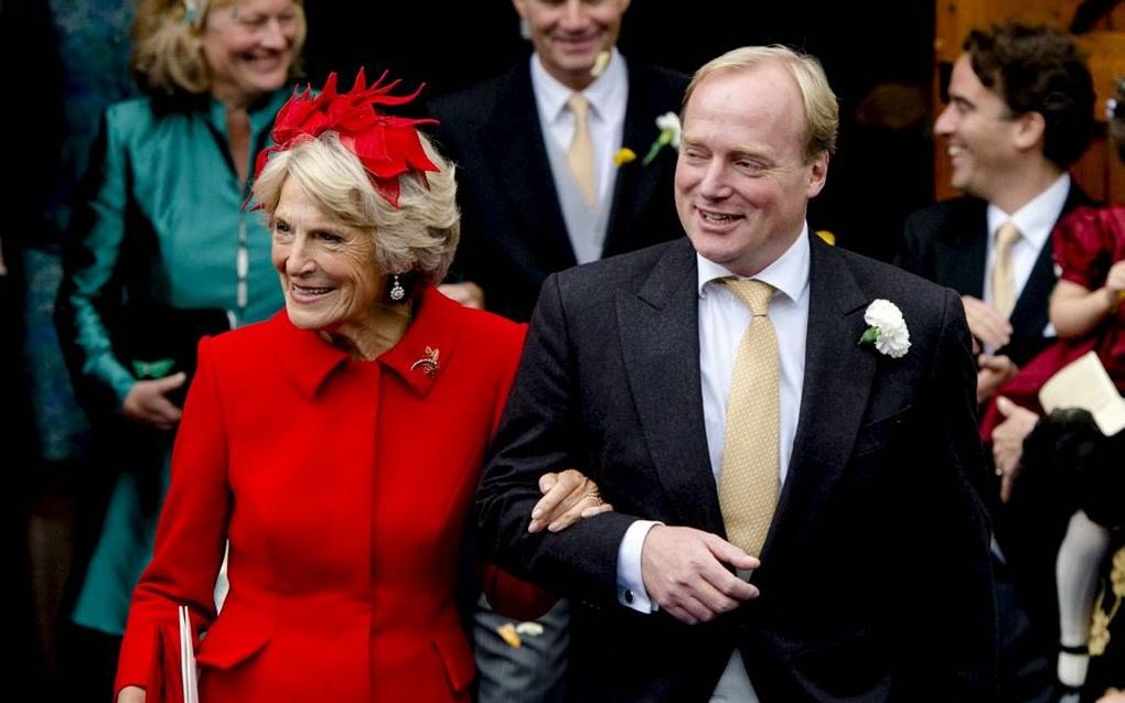 Prins Carlos met zijn moeder, prinses Irene.  beeld ANP