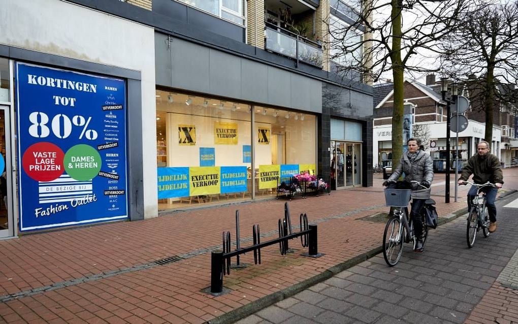 ZEIST. Leegstand in Zeist. Winkelstraten met bekende ketens hebben hun langste tijd gehad. Er verdwijnen saaie winkels die in elke plaats hetzelfde zijn en er komen onderscheidende winkels voor in de plaats. beeld ANP, Martijn Beekman