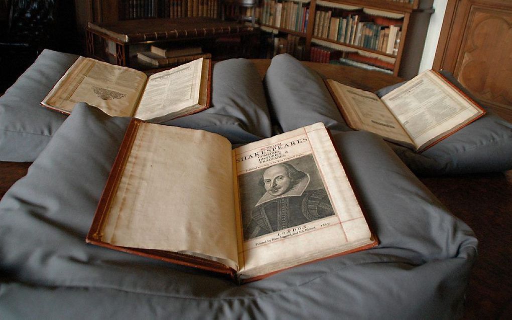 Het gevonden exemplaar van de First Folio. Beeld AFP