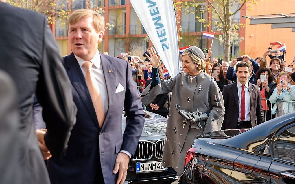 Koning Willem-Alexander en koningin Máxima zijn donderdag de tweede dag van hun werkbezoek aan Beieren begonnen in Erlangen, een plaats ten noorden van Neurenberg. beeld EPA