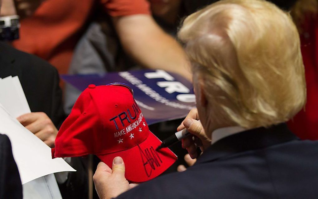 HARTFORD. Donald Trump verloor de voorverkiezingen in vier staten op rij. De frustratie daarover uitte hij in forse kritiek op het Amerikaanse verkiezingssysteem. beeld AFP Matthew Cavanaugh