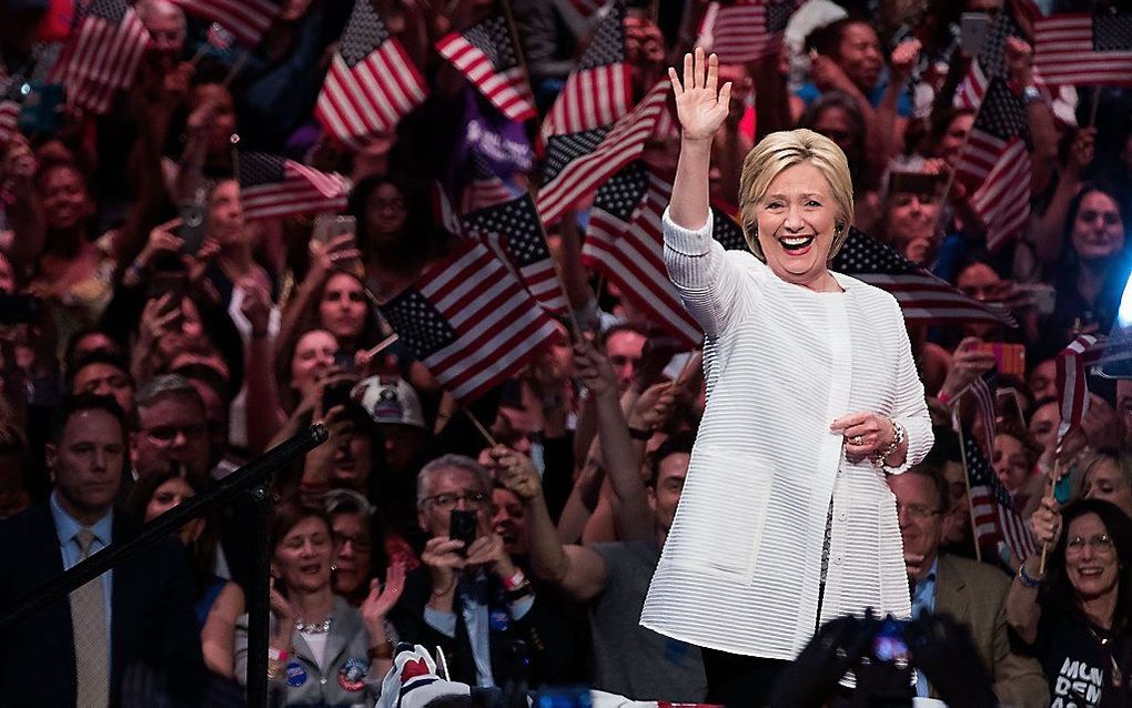 Hillary Clinton heeft dinsdag (lokale tijd) zichzelf uitgeroepen tot winnaar van de de Democratische voorverkiezingen voor het Amerikaanse presidentschap. beeld AFP