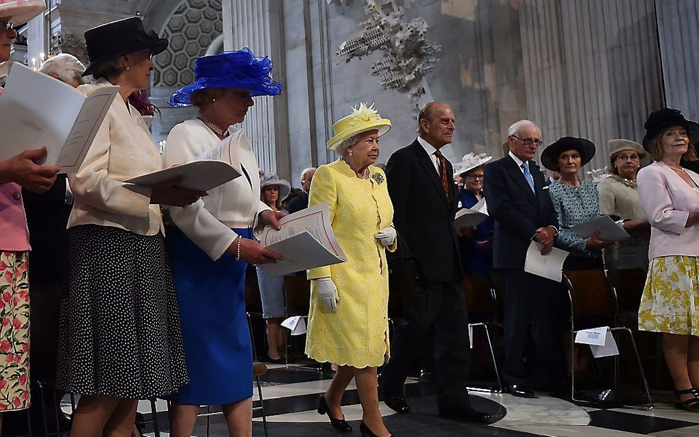 Koningin Elizabeth en prins Philip. beeld AFP