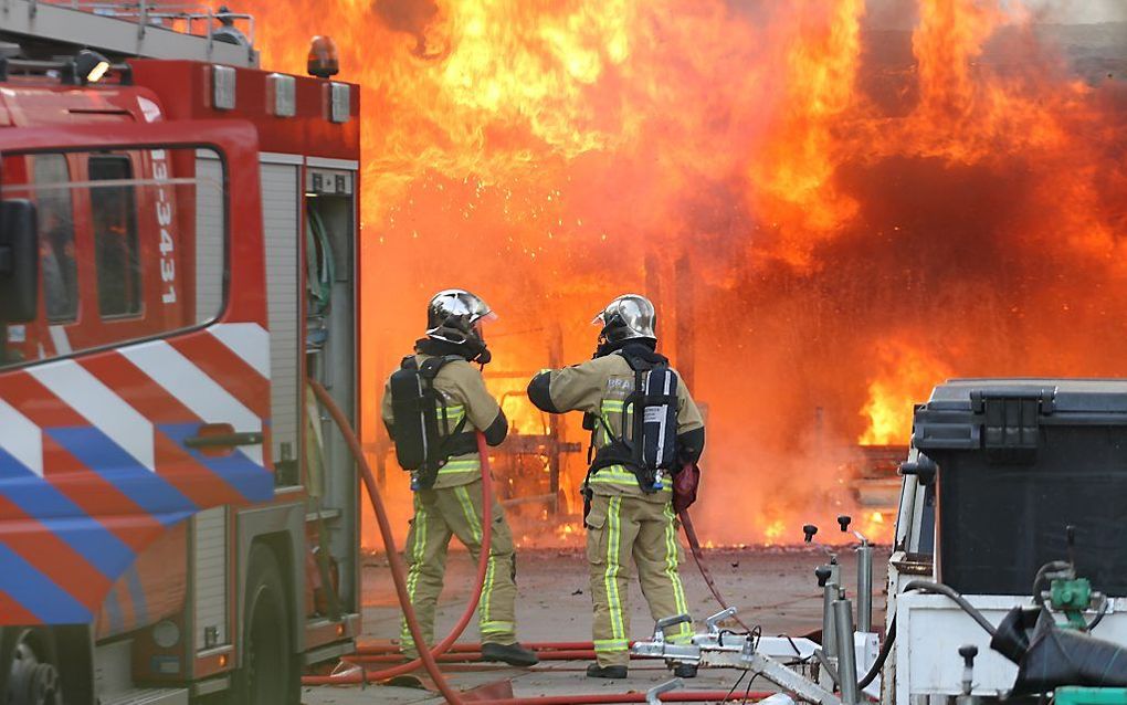 De brandweer maakt de meeste spoedritten op werkdagen tussen 16.00 en 19.00 uur.  beeld ANP