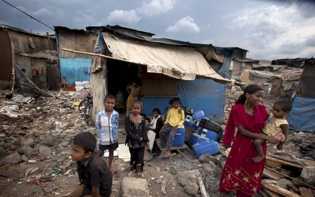 Een sloppenwijk in Mumbai, foto Sjaak Verboom