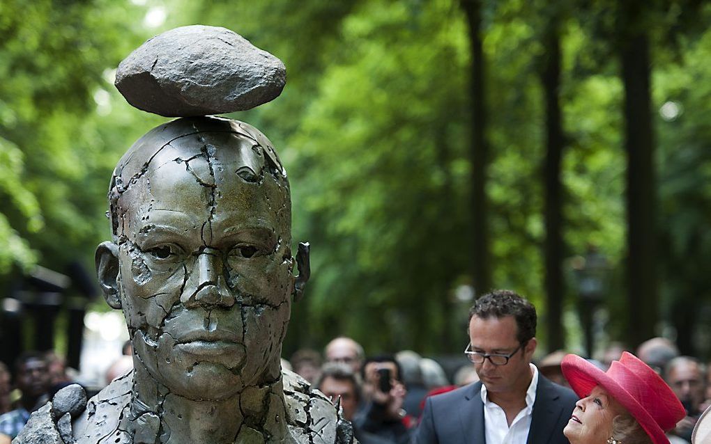 Koningin Beatrix opent Den Haag Sculptuur. Foto ANP