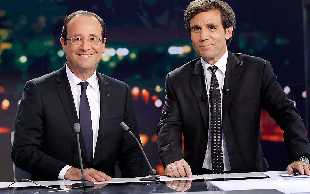 Hollande in de studio van de publieke omroep France 2. Foto EPA