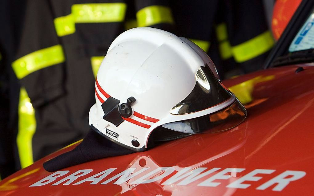 Brandweer in actie bij een bedrijfspand van Vodafone.  Foto ANP